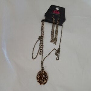 Paparazzi Bronze Necklace and Earring Set